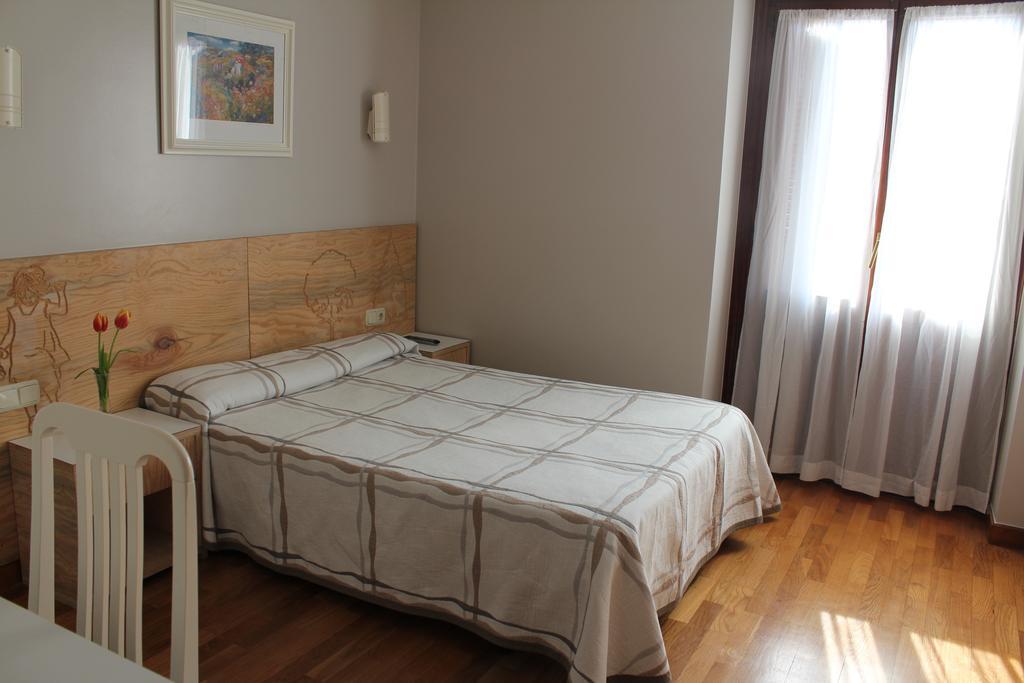 Lagunak Guest house